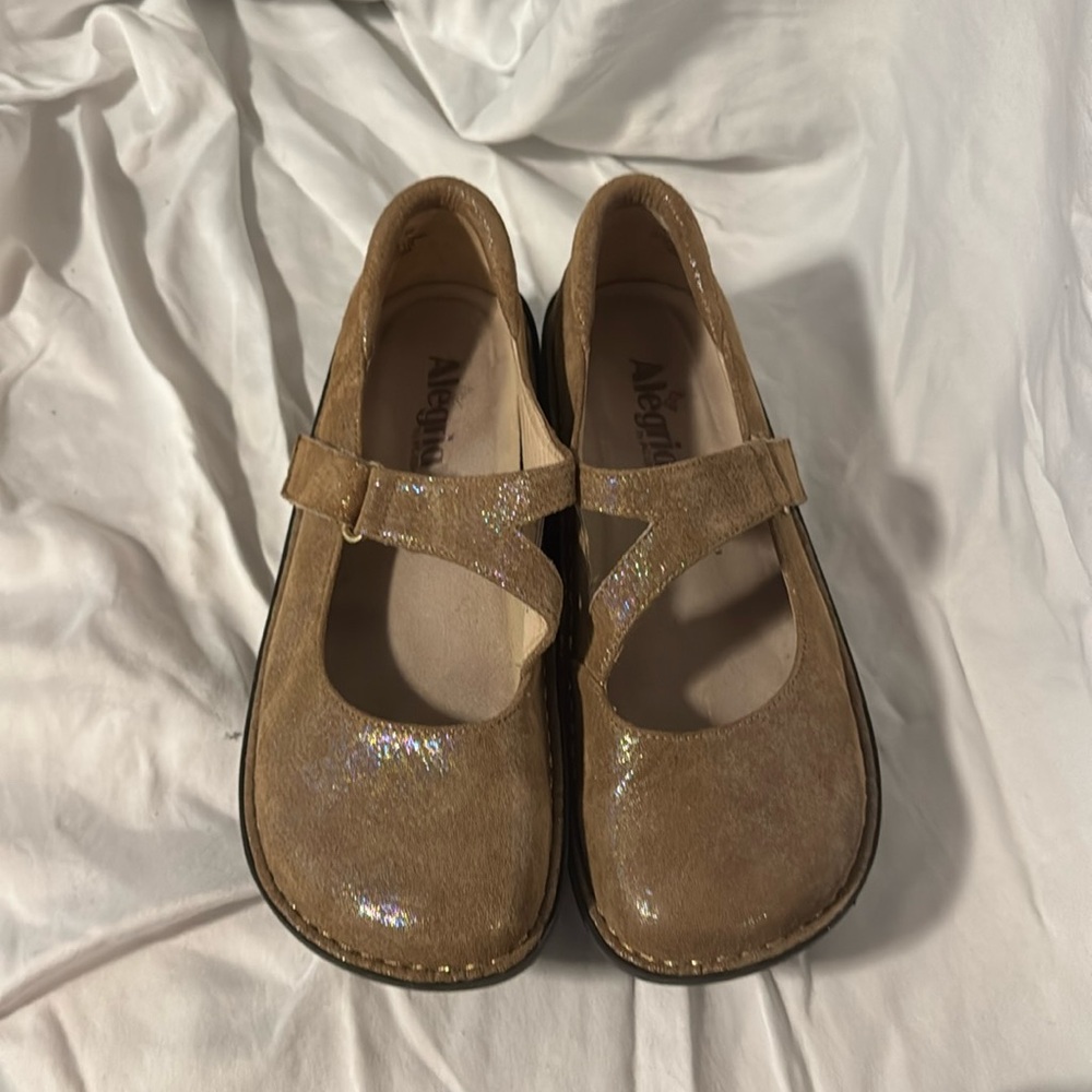 Alegria women’s Mary Jane clogs suede shimmer size 7.5/8  (C01)